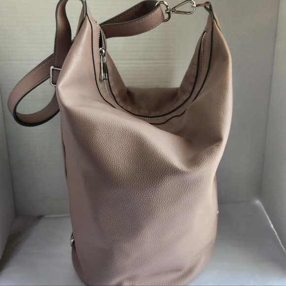 Adjustable Bucket/ Slouch Bag / Hobo Bag - Picture 15 of 15